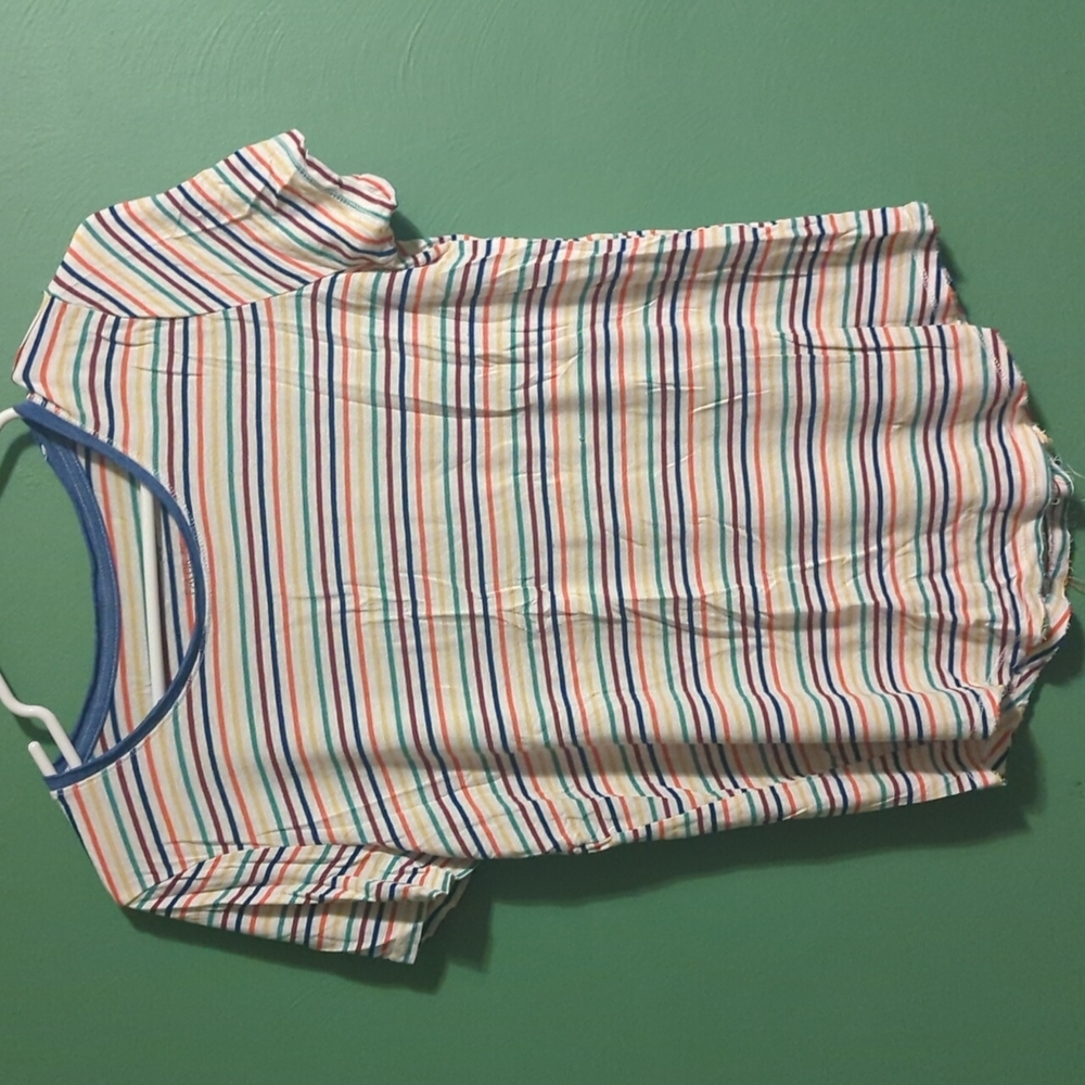 Tee shirt